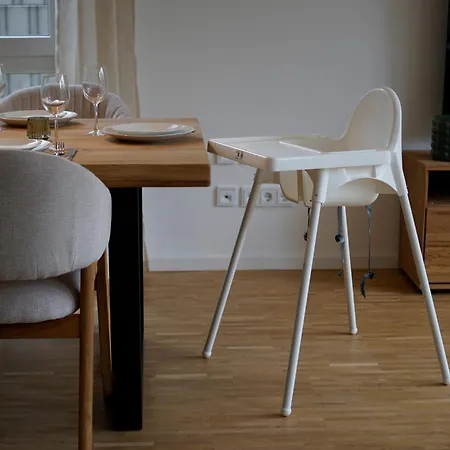 Apartment Wohnkultur - Für 10 Mit Terrasse Und Garten *