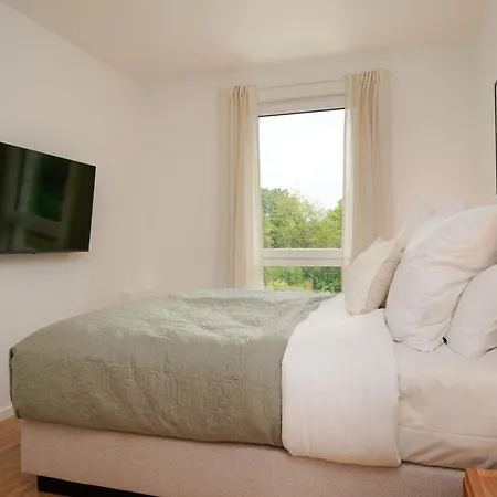 Wohnkultur - Für 10 Mit Terrasse Und Garten